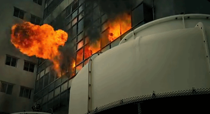 20樓住宅樓起火