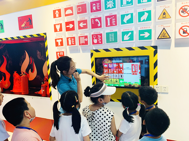 青少年法治教育實踐基地建設